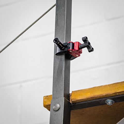 UNIVERSAL CLAMP